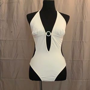 One pc swimsuit